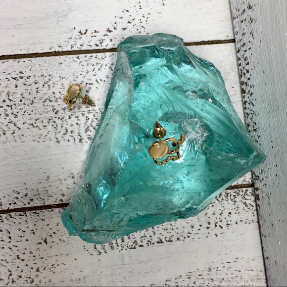 Lucky Baby Elephant Earrings - Picture 5 of 9